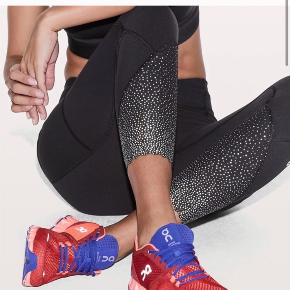 Lululemon tight stuff legging black size 6